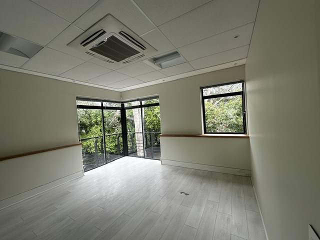 To Let Commercial Property for Rent in Newlands Western Cape
